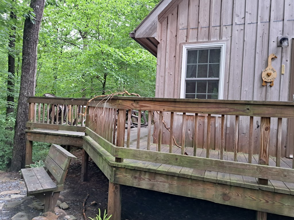 Uwharrie Cabin Rentals | 2580 NC-109, Troy, NC 27371, USA | Phone: (800) 516-2309