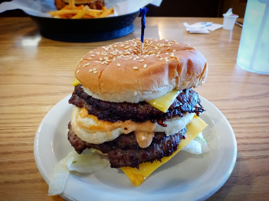 Big Boy | 2701 E Monroe Rd, Tecumseh, MI 49286, USA | Phone: (517) 423-7464