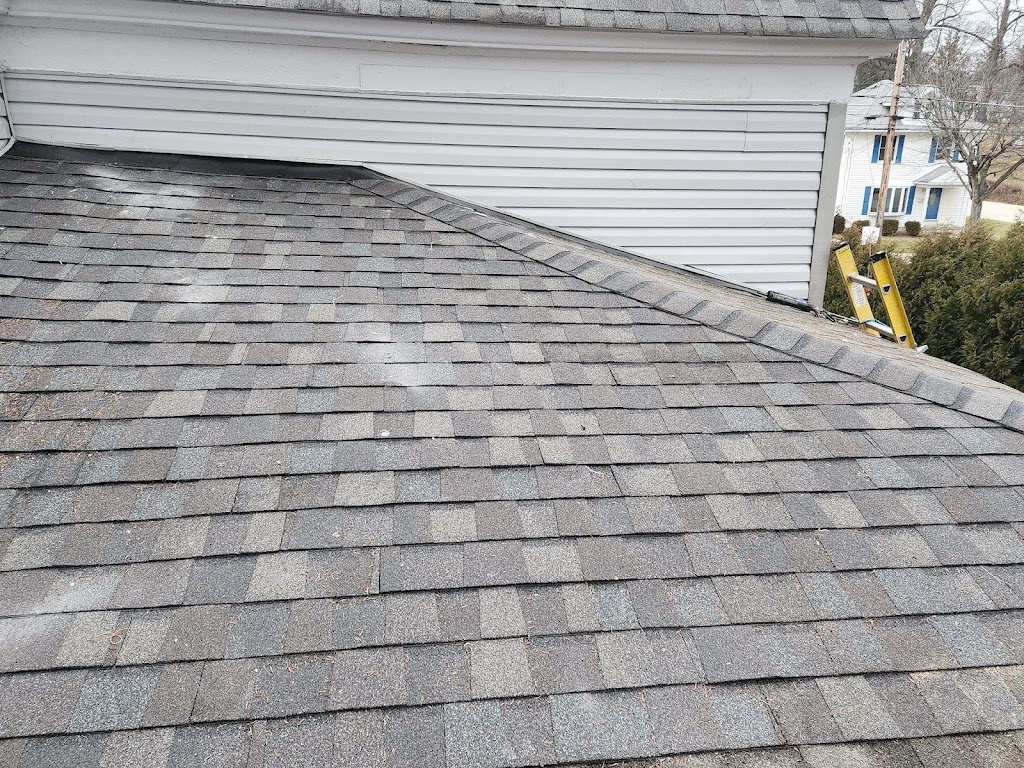 Walsh Residential Roofing LLC | 290 Tanglewood Trail, Wadsworth, OH 44281, USA | Phone: (330) 590-3686