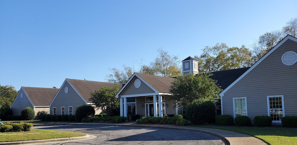 The Pines at Elizabeth City | 1525 N Road St, Elizabeth City, NC 27909, USA | Phone: (252) 254-2111