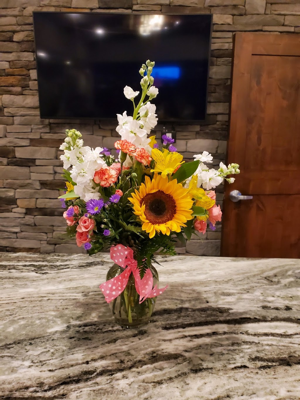 Brendas Flowers & Gifts | 600 S Main St, Springboro, OH 45066, USA | Phone: (937) 748-2626