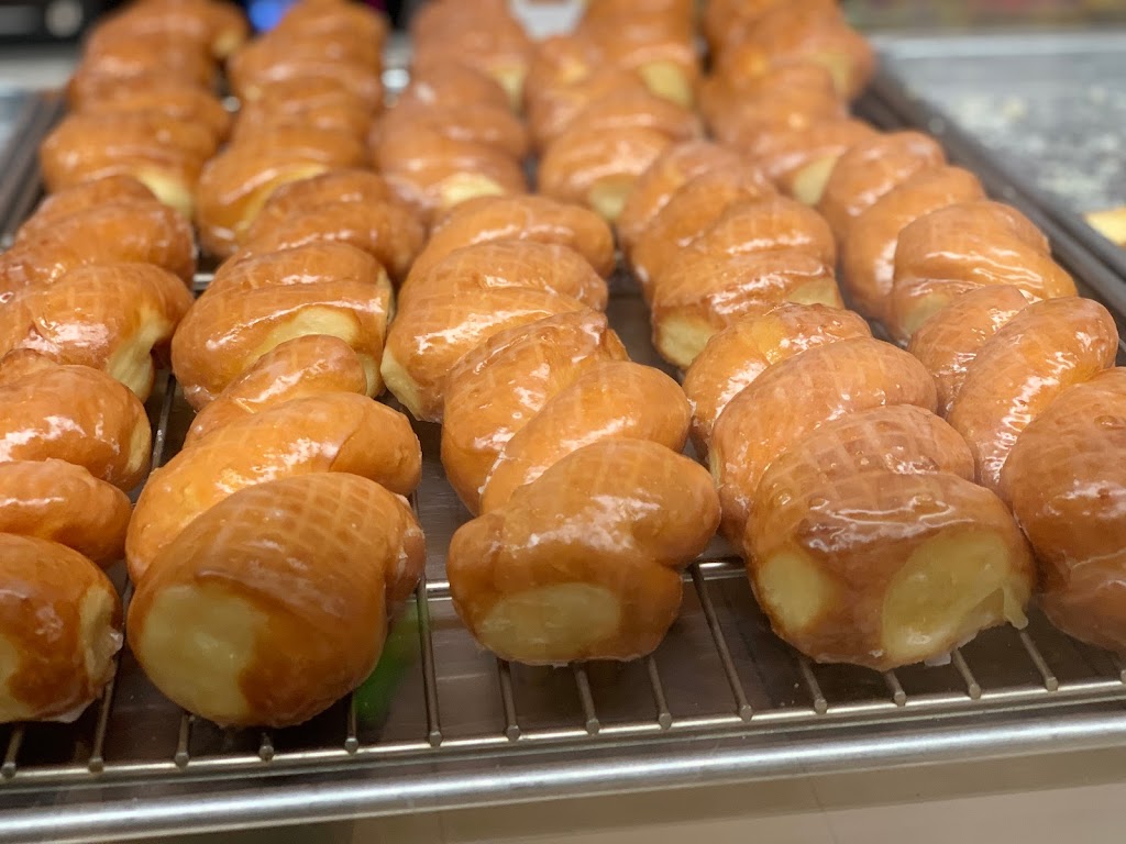 Fosters Donuts | 1213 Cecil Ave, Delano, CA 93215, USA | Phone: (661) 725-5381