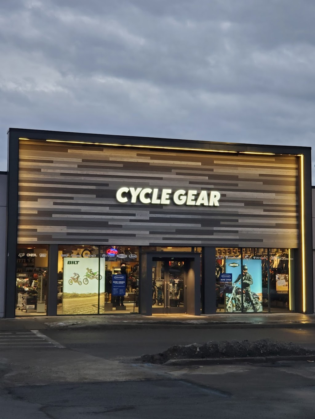 Cycle Gear | 3 Wolf Rd, Colonie, NY 12205, USA | Phone: (518) 618-4014