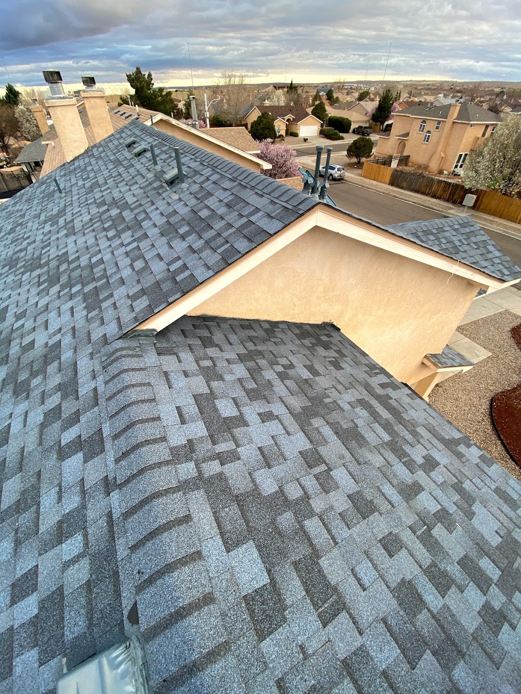 Robles & Sons Roofing | 1814 3rd Ave NW, Rio Rancho, NM 87124, USA | Phone: (505) 587-9508