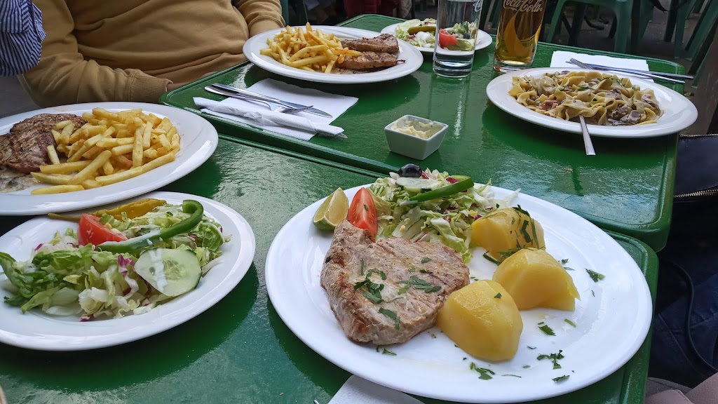 Taverna Romana | Schulterblatt 53, 20357 Hamburg, Germany | Phone: 040 434410