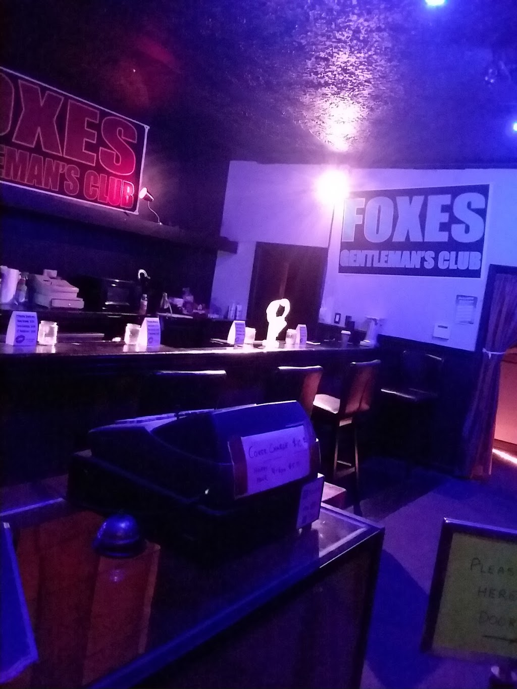 Foxes Gentlemens Club | 1010 County Rd 37, New Hampton, NY 10958, USA | Phone: (845) 707-3942