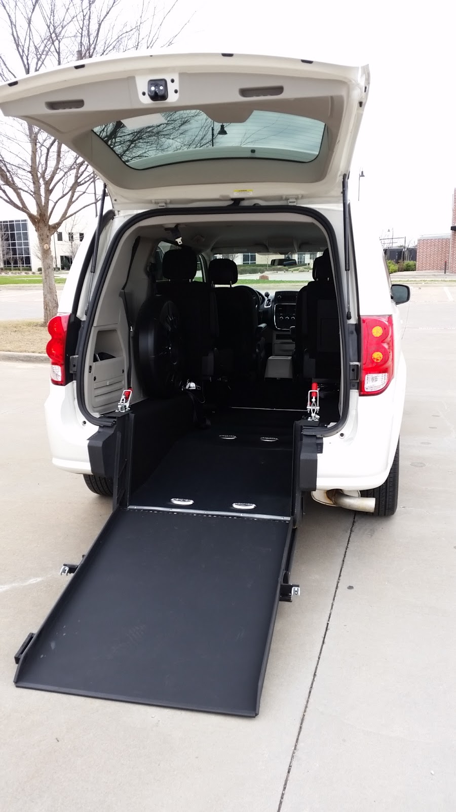 Premier Accessible Van Rental | 9600 Helms Trail, Forney, TX 75126, USA | Phone: (866) 755-8267