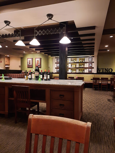 Carrabbas Italian Grill | 931 N State Rd 434, Altamonte Springs, FL 32714, USA | Phone: (407) 788-4222