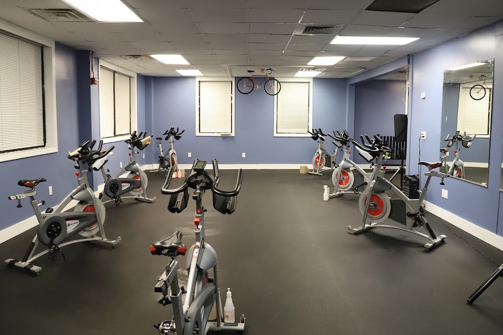 Bridgewater Fitness Center | 620 Bedford St # C, Bridgewater, MA 02324, USA | Phone: (508) 697-0374