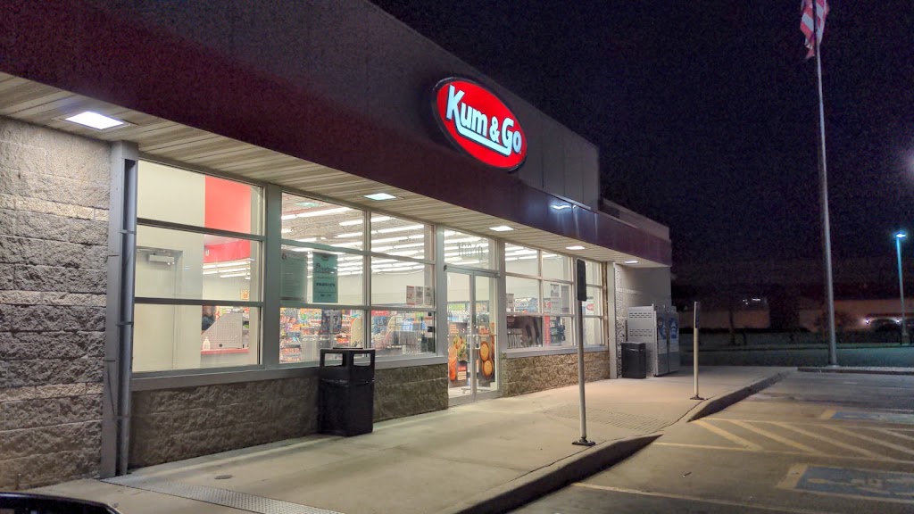 Kum & Go | 10010 Riverside Pkwy, Tulsa, OK 74137, USA | Phone: (918) 298-1278