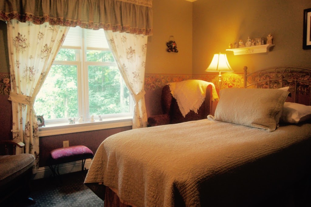 Hickory Road Inn | 20116 Hickory Rd, Batesville, IN 47006, USA | Phone: (812) 933-0335