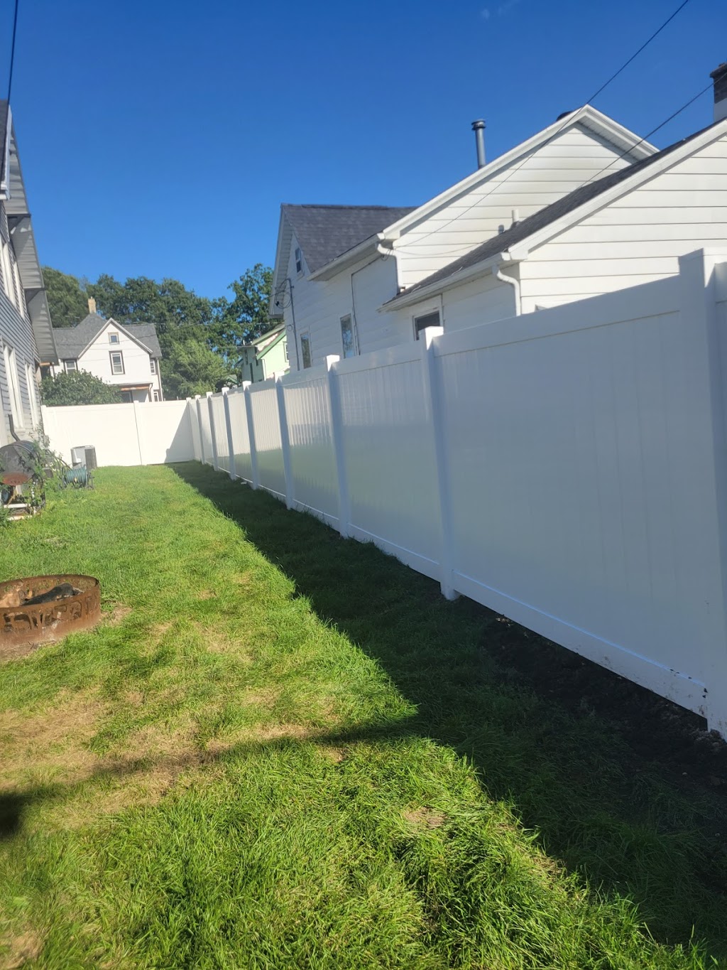 Simmons Fence & Specialty Products, L.L.C. | 4527 US-51 Suite A, Janesville, WI 53546, USA | Phone: (608) 754-1610