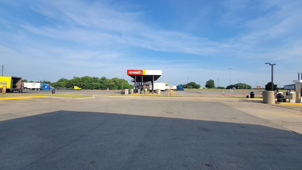 Flying J Travel Center | 1255 W Gentry Ave, Checotah, OK 74426, USA | Phone: (918) 473-1243