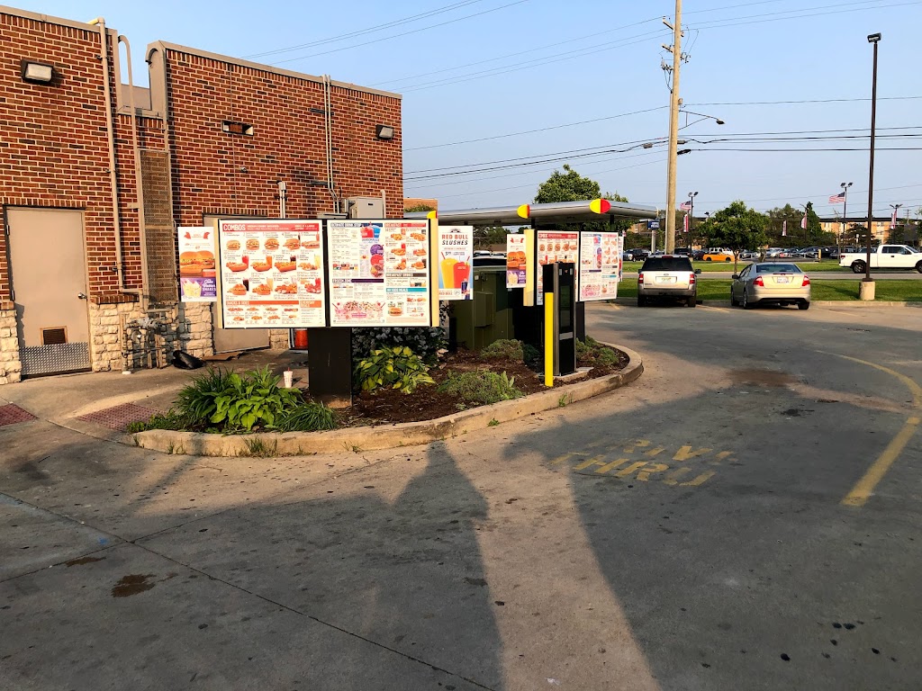 Sonic Drive-In | 16270 Fort St, Southgate, MI 48195, USA | Phone: (734) 759-7117