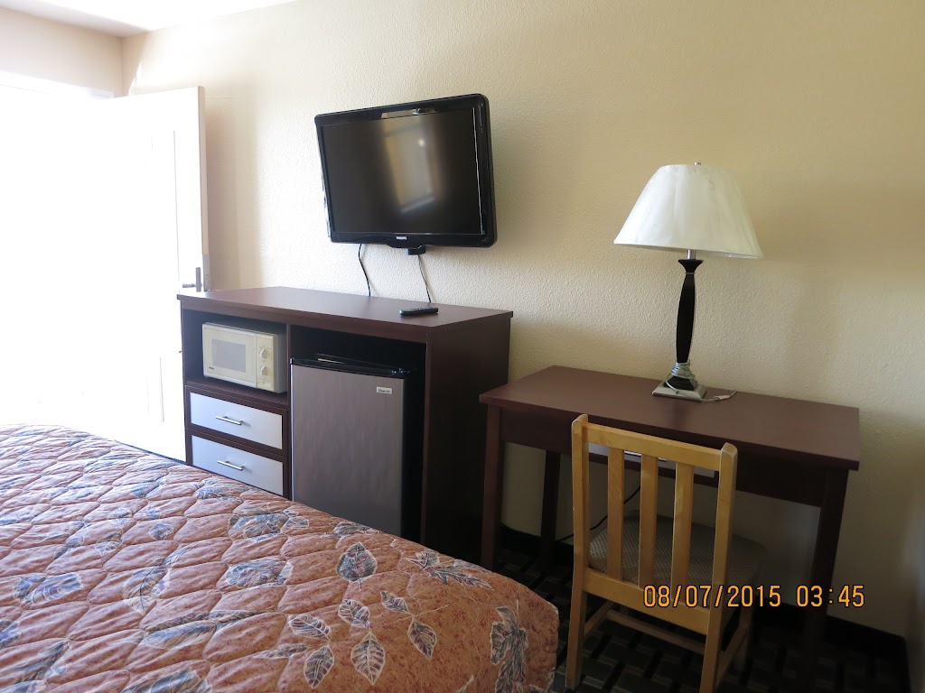 Taylor Village Inn and Suites | 1907 N Main St, Taylor, TX 76574, USA | Phone: (512) 352-0066