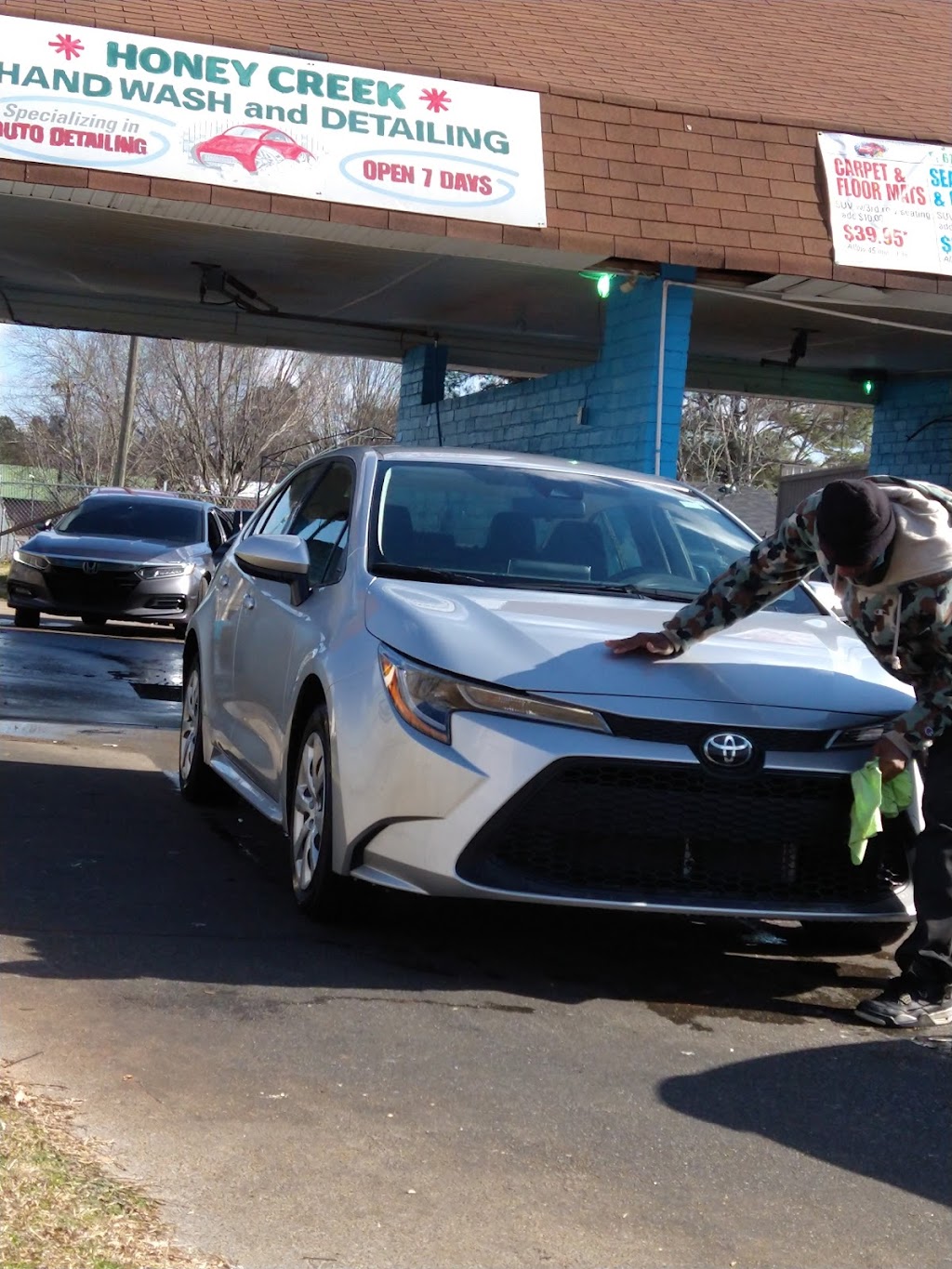 Honey Creek Hand Wash and Detail | 3490 GA-20, Conyers, GA 30013, USA | Phone: 768 6888