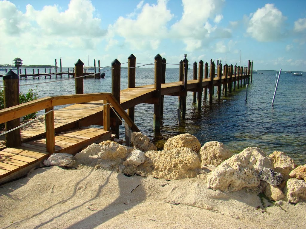 Florida Keys Retreats | 99830 Overseas Hwy, Key Largo, FL 33037, USA | Phone: (305) 619-0172