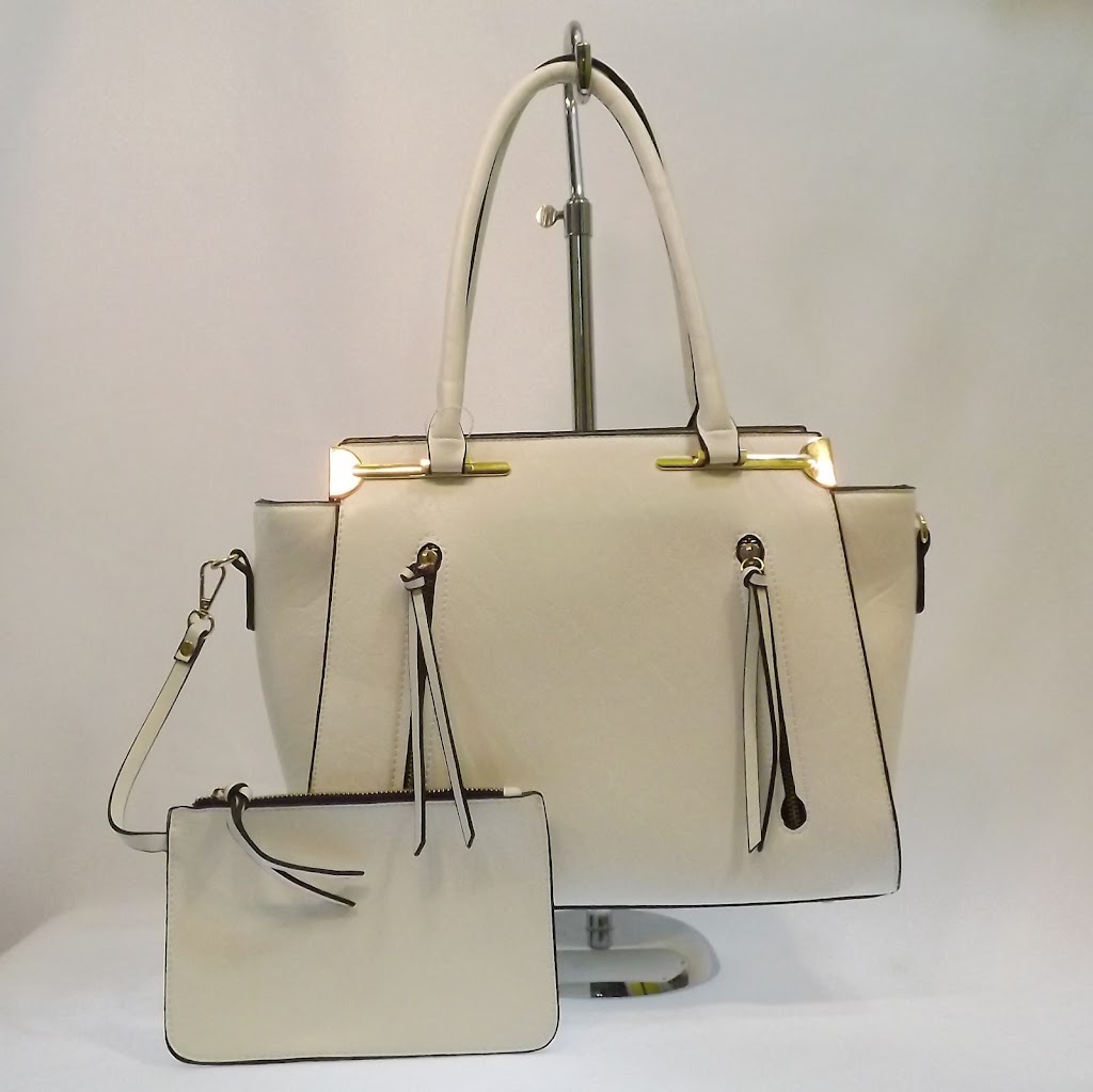 Fashion Forward Handbags Outlet | 1750 S Rainbow Blvd, Las Vegas, NV 89146, USA | Phone: (702) 561-6200