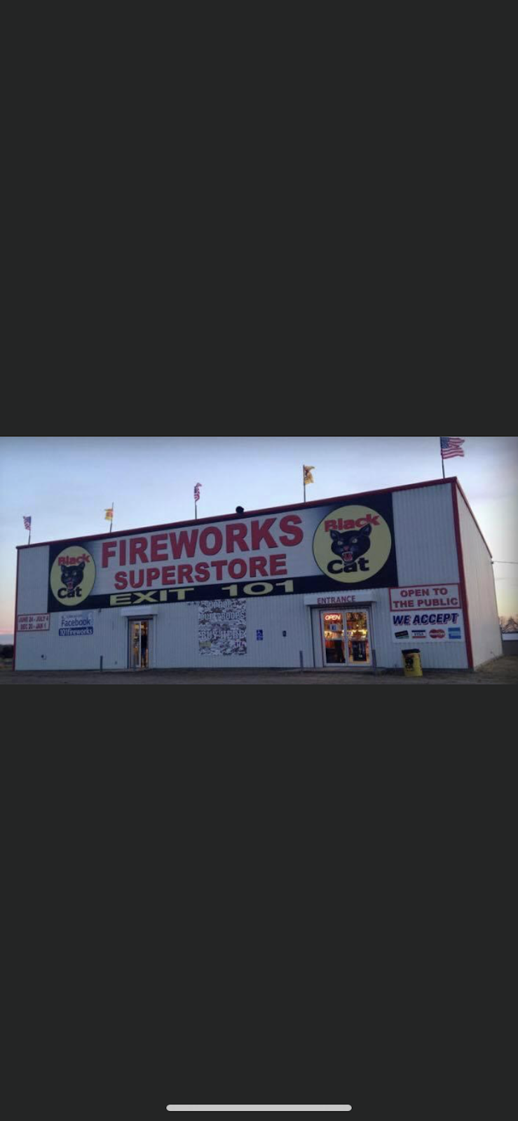 101Fireworks Superstore | 3595 I-30 Frontage Rd, Greenville, TX 75401, USA | Phone: (903) 491-7531