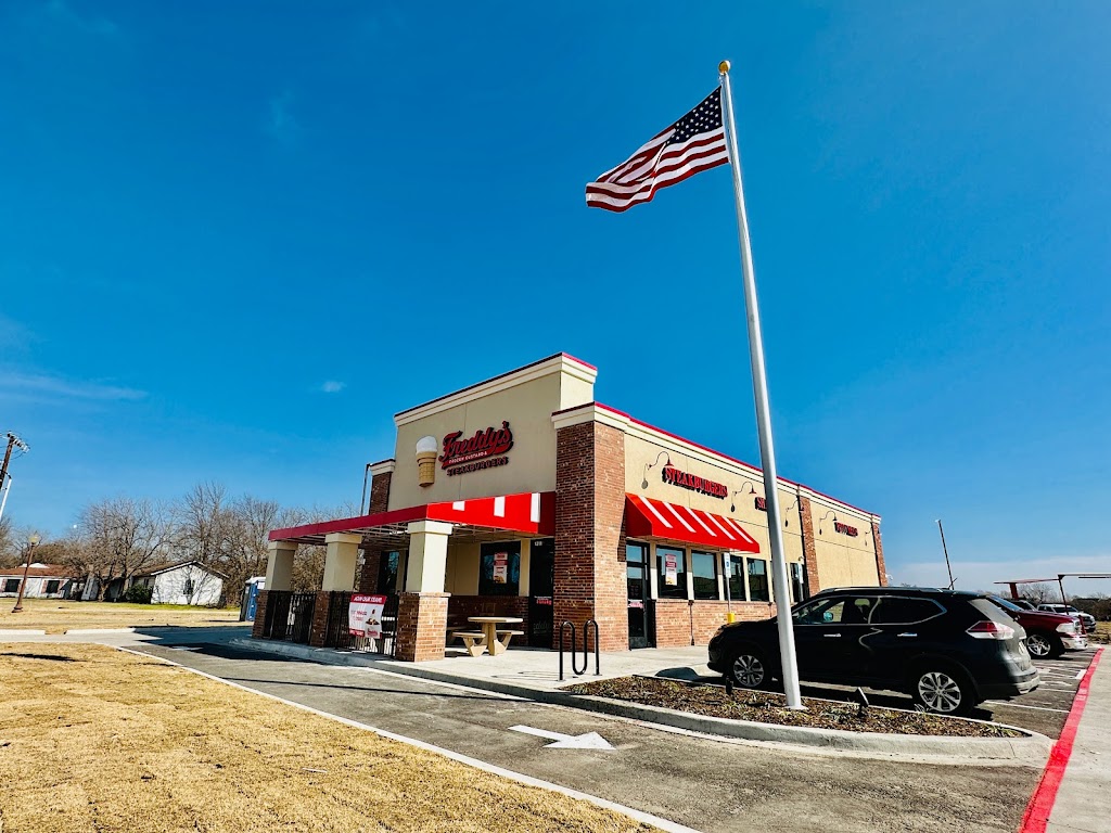 Freddys Frozen Custard & Steakburgers | 1211 E Ennis Ave, Ennis, TX 75119, USA | Phone: (214) 347-9744