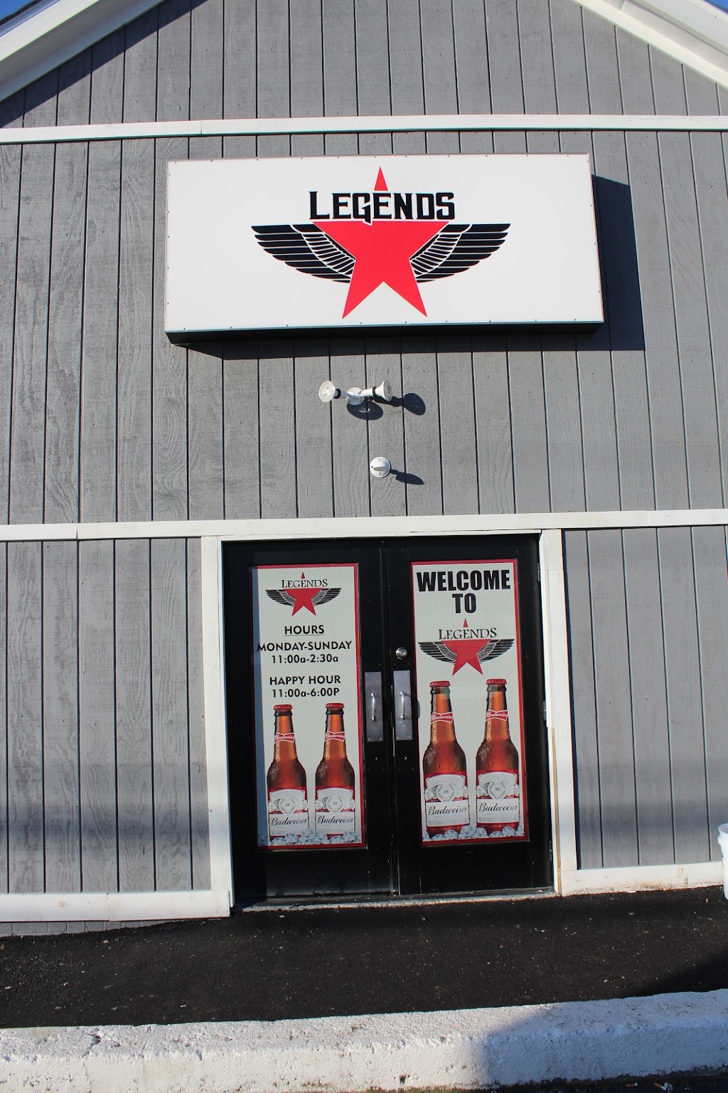 Legends Bar and Grill | 2104 Fairgrove Ave, Hamilton, OH 45011, USA | Phone: (513) 892-0100