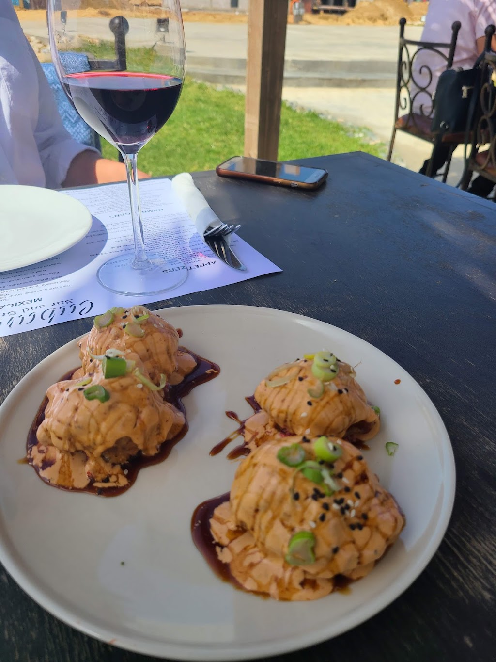 Cabana Bar and Grill | Tijuana - Ensenada Highway Km. 50.5, 22706 Rosarito, B.C., Mexico | Phone: 661 104 0032