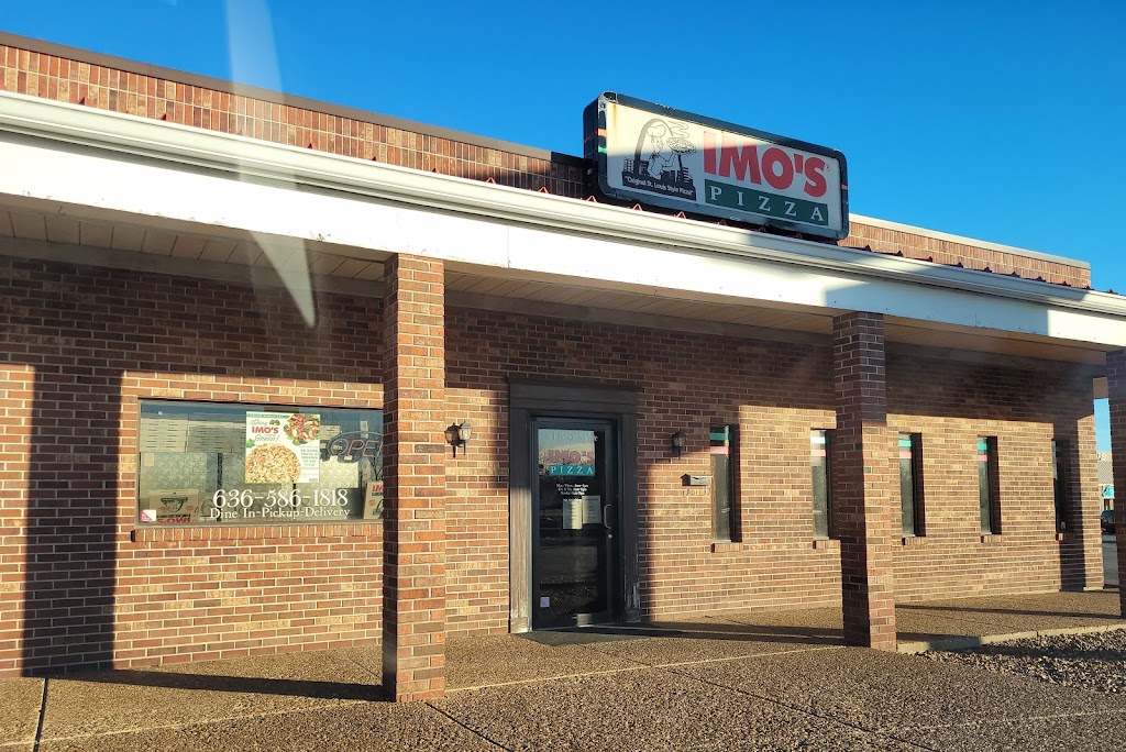 Imos Pizza | 1 Jefferson Square, De Soto, MO 63020, USA | Phone: (636) 586-1818