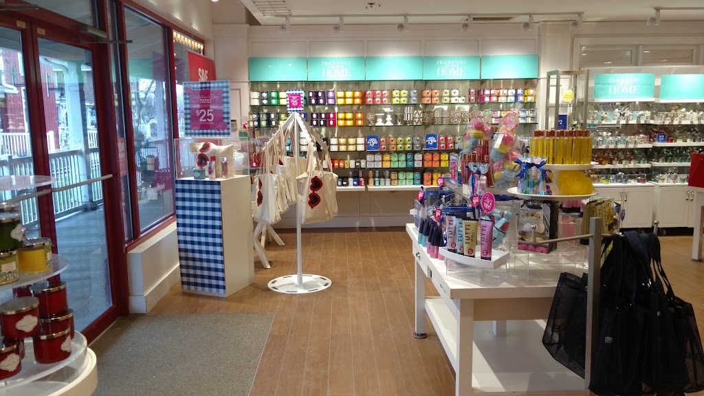 Bath & Body Works | 9911 Avon Lake Rd, Burbank, OH 44214, USA | Phone: (330) 948-9300