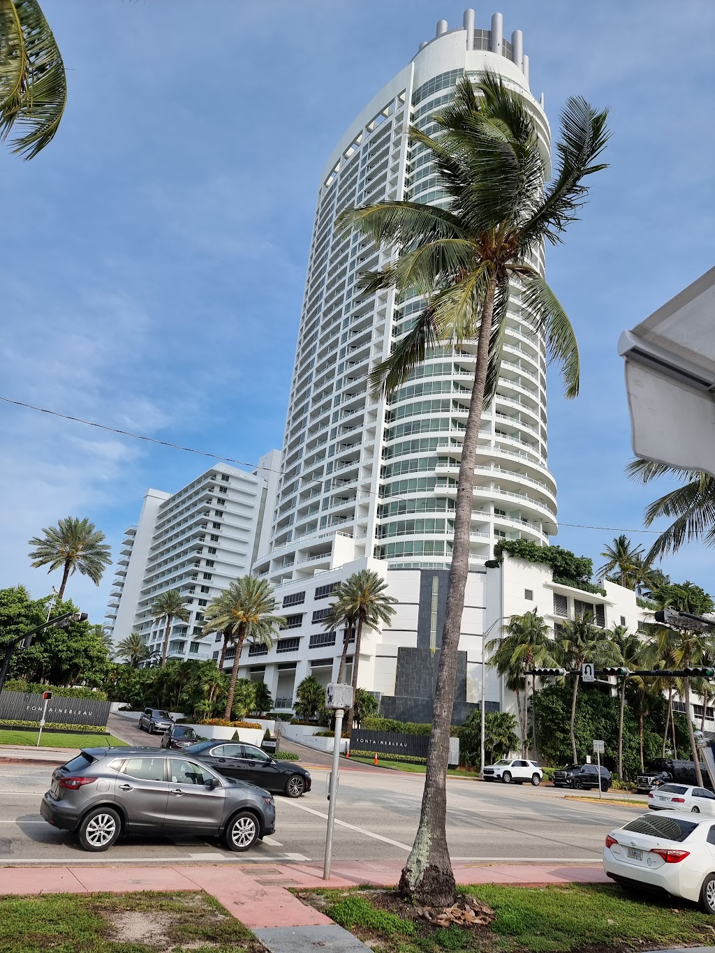 Sorrento Tower | Miami Beach Boardwalk, Miami Beach, FL 33140, USA | Phone: (305) 538-2000