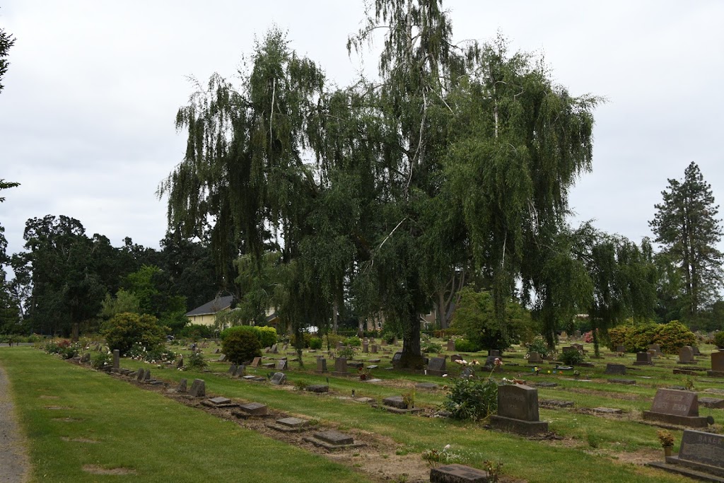 Belle Passi Cemetery | 997 Belle Passi Rd NE, Woodburn, OR 97071 | Phone: (503) 981-1447