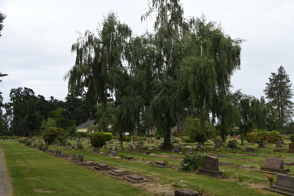 Belle Passi Cemetery | 997 Belle Passi Rd NE, Woodburn, OR 97071, USA | Phone: (503) 981-1447