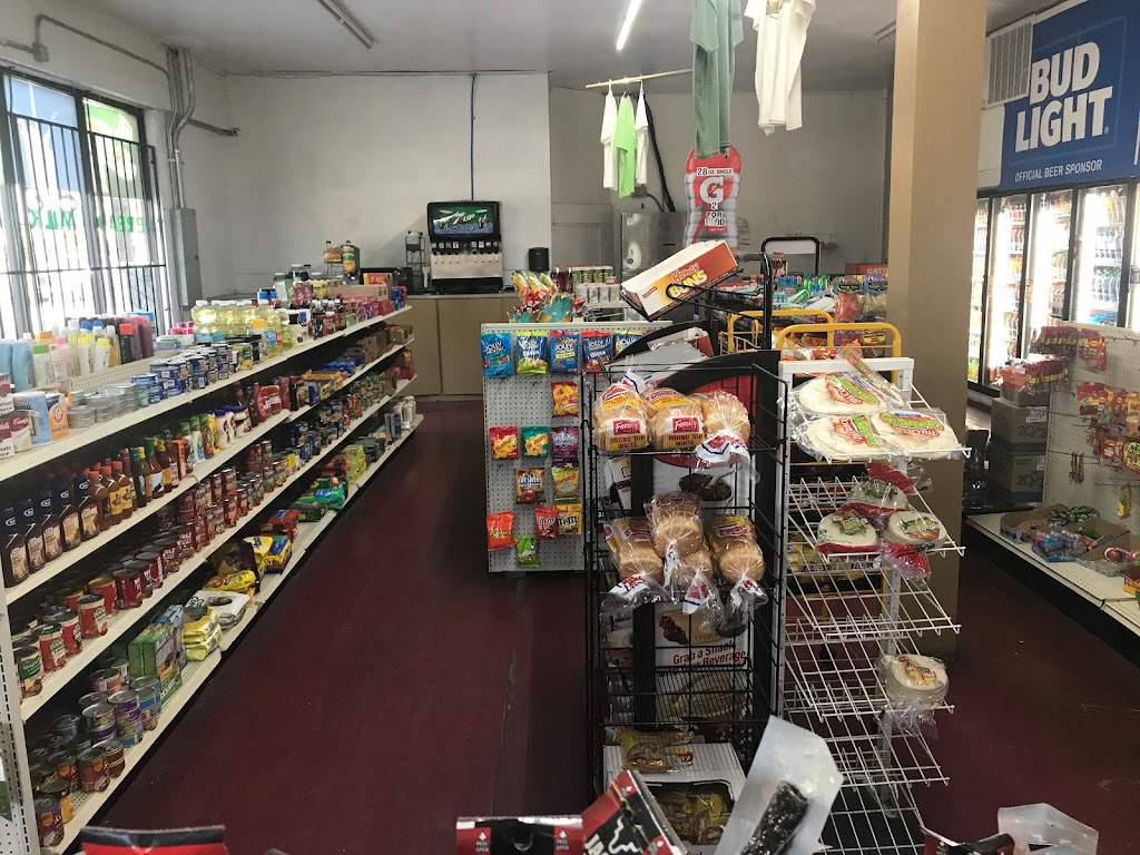 Gadi Food Mart | 1305 Roosevelt Ave, San Antonio, TX 78210, USA | Phone: (210) 533-3333