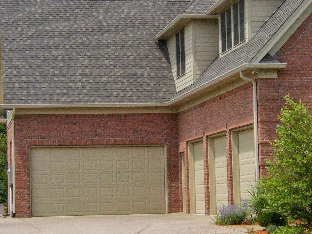 Rose Roofing | 10411 N College Ave, Indianapolis, IN 46280, USA | Phone: (317) 814-0114