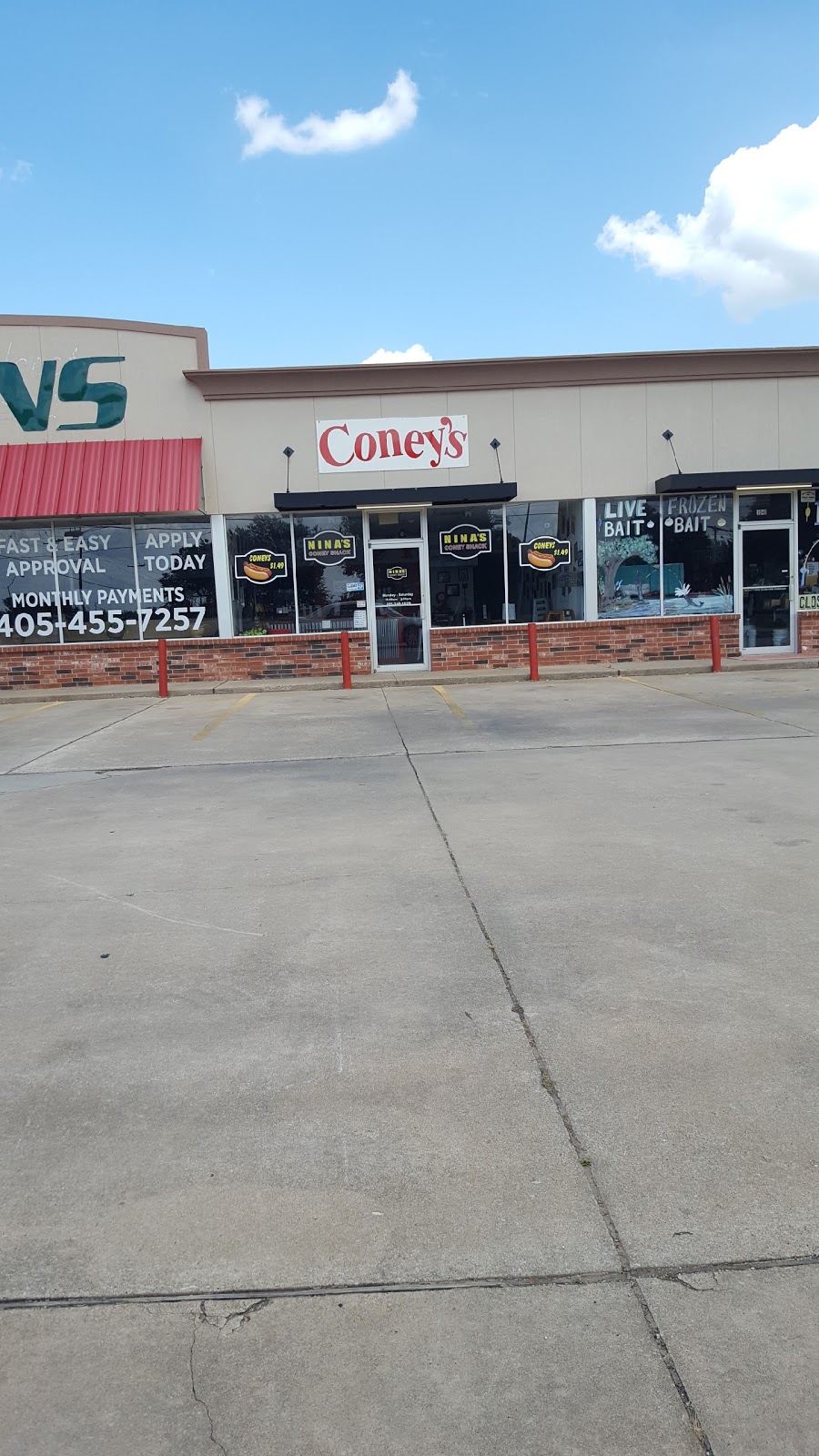 Ninas Coney Shack | 10617 NE 23rd St, Nicoma Park, OK 73066, USA | Phone: (405) 249-1629