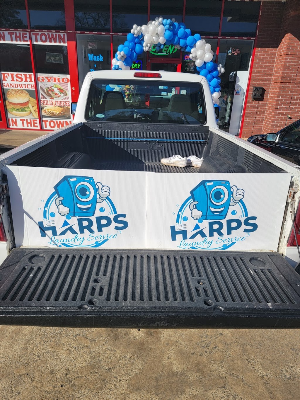 Harps Laundry Services Coin Laundry | 2626 Skyview Dr Suite B, Lithia Springs, GA 30122 | Phone: (678) 540-6671
