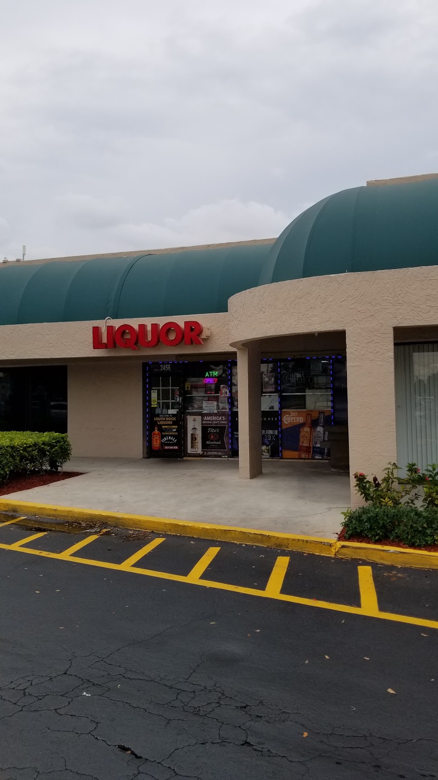 Southrock Discount Liquors | 2456 FL-7, Margate, FL 33063, USA | Phone: (954) 979-8228