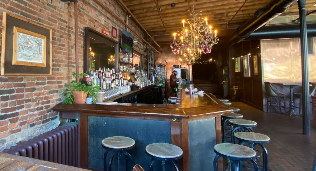 Parish Public House | 388 Broadway, Albany, NY 12207, USA | Phone: (518) 465-0444