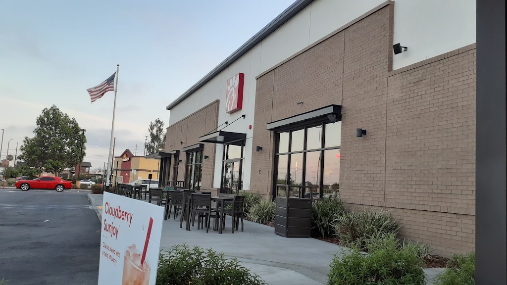 Chick-fil-A | 16210 Crenshaw Blvd, Gardena, CA 90249, USA | Phone: (310) 243-2910