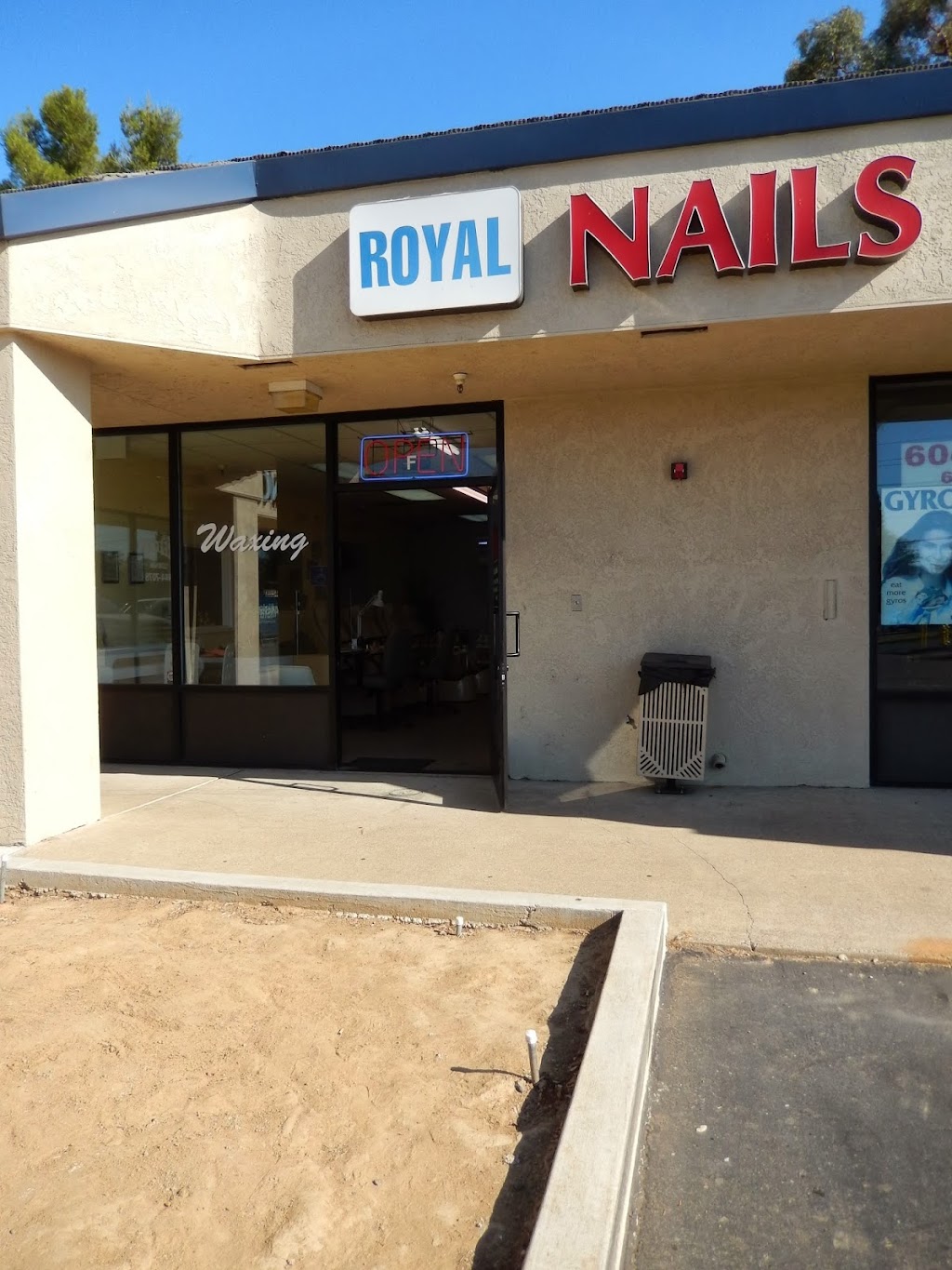 ROYAL NAILS | 9045 Fair Oaks Blvd ste f, Carmichael, CA 95608, USA | Phone: (916) 944-3907