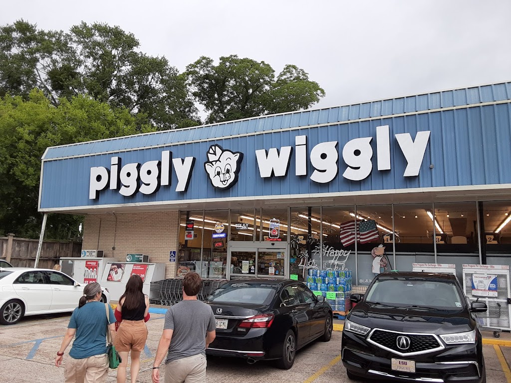 Piggly Wiggly | 207 Covington St, Madisonville, LA 70447, USA | Phone: (985) 845-7283