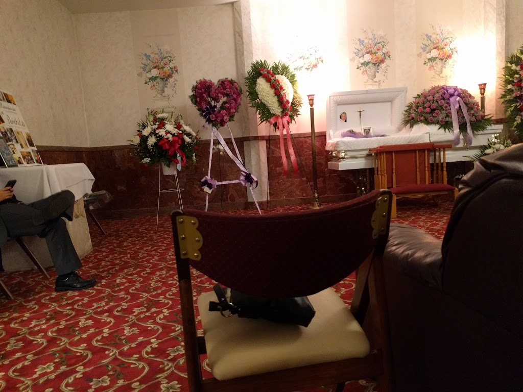 R G Ortiz Funeral Home Inc | 4425 Broadway, New York, NY 10040, USA | Phone: (212) 942-3700