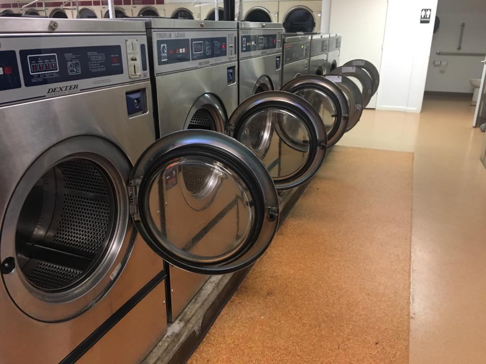 Middlebury Laundry Care | 424 N Main St #1, Middlebury, IN 46540, USA | Phone: (574) 825-2232