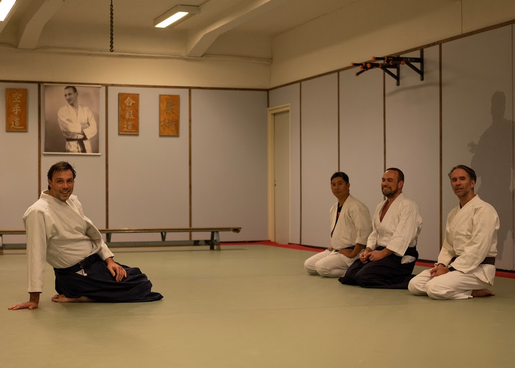 Waraku-do Aikido Amsterdam | Hobbemakade 9, 1071 XK Amsterdam, Netherlands | Phone: 06 15137460