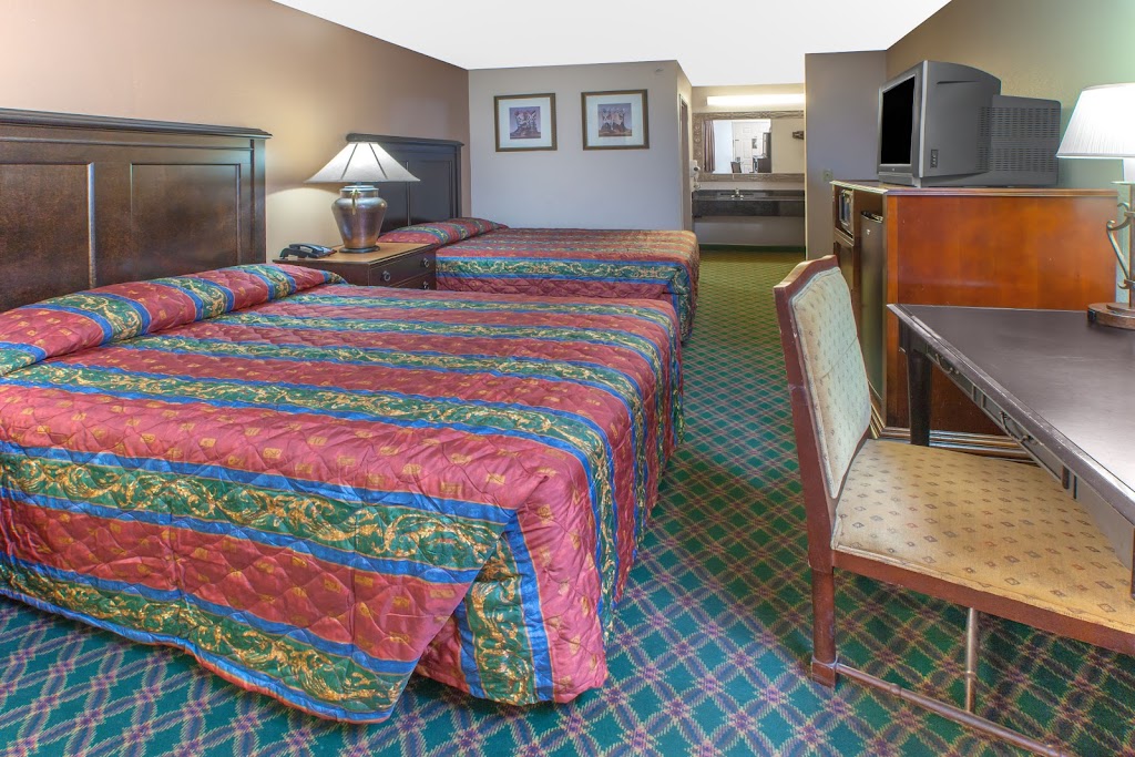 Knights Inn Forest Hill | 5253 SE Loop 820, Fort Worth, TX 76119, USA | Phone: (817) 563-5300