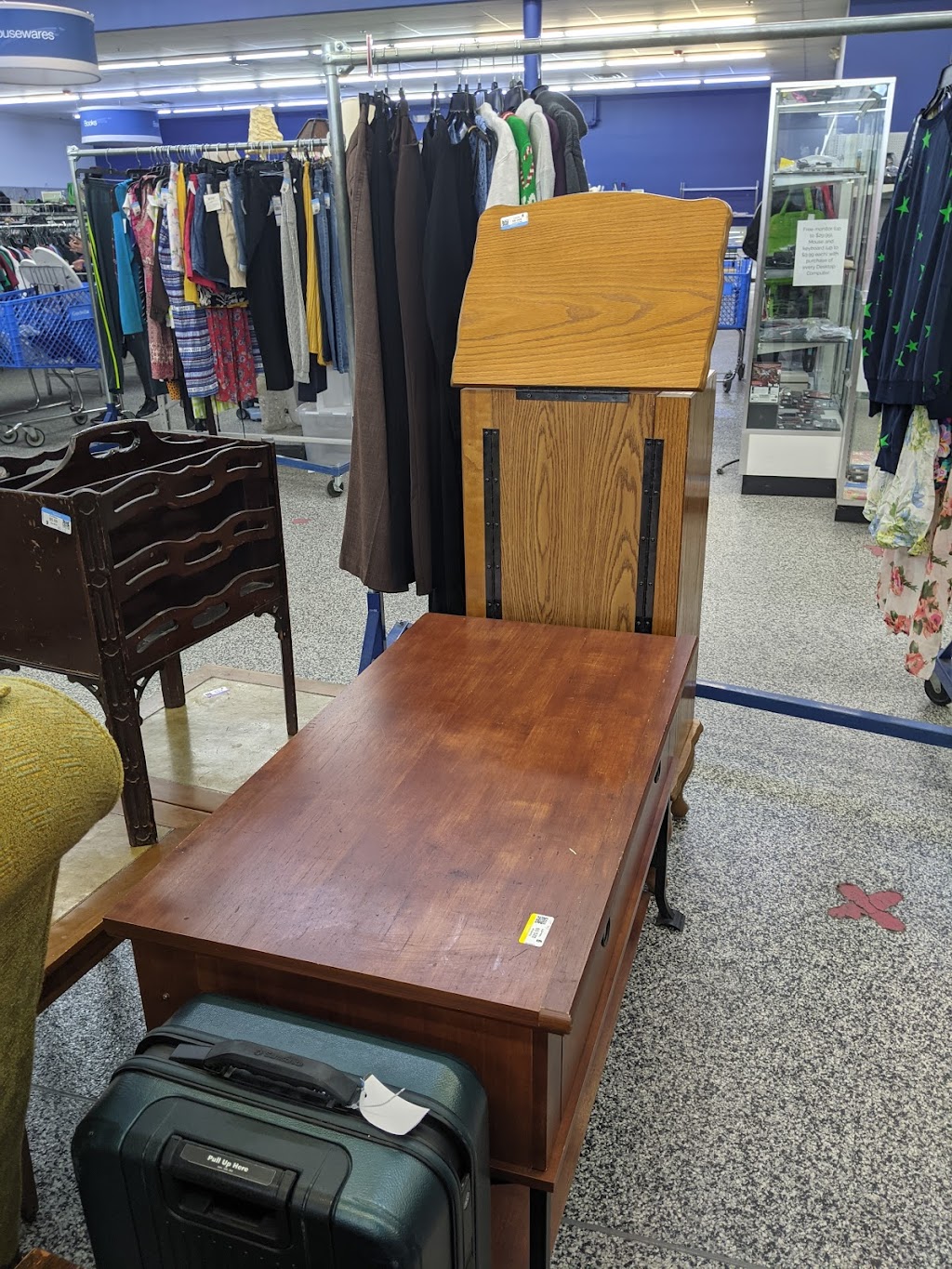 Goodwill Industries of Greater Cleveland & East Central Ohio | 23100 Lorain Rd, North Olmsted, OH 44070, USA | Phone: (440) 777-4422