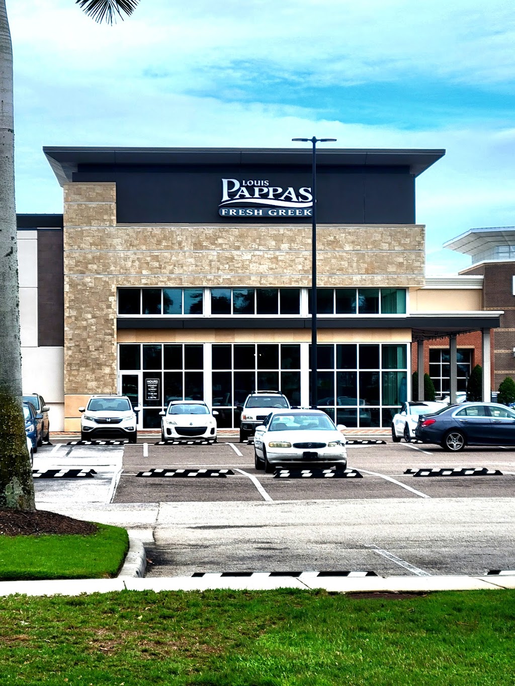 Louis Pappas Fresh Greek- University Towncenter, Bradenton | 8512 Cooper Creek Blvd #100, Bradenton, FL 34201, USA | Phone: (941) 388-8719