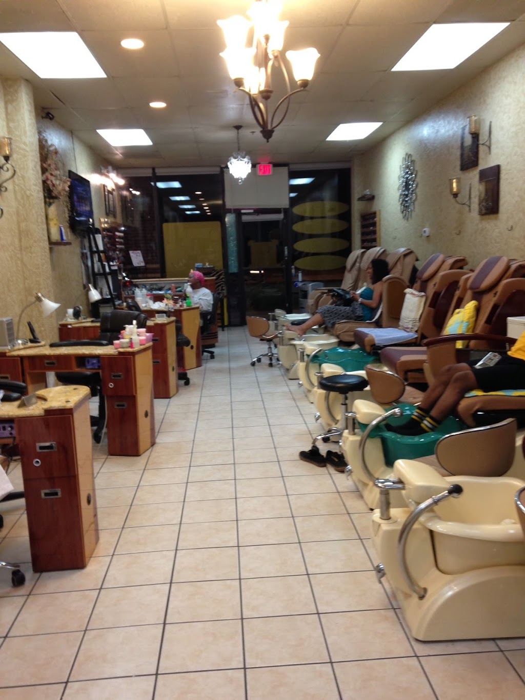 Essence Nail Spa | 3046 Lavon Dr #109, Garland, TX 75040, USA | Phone: (214) 227-5727