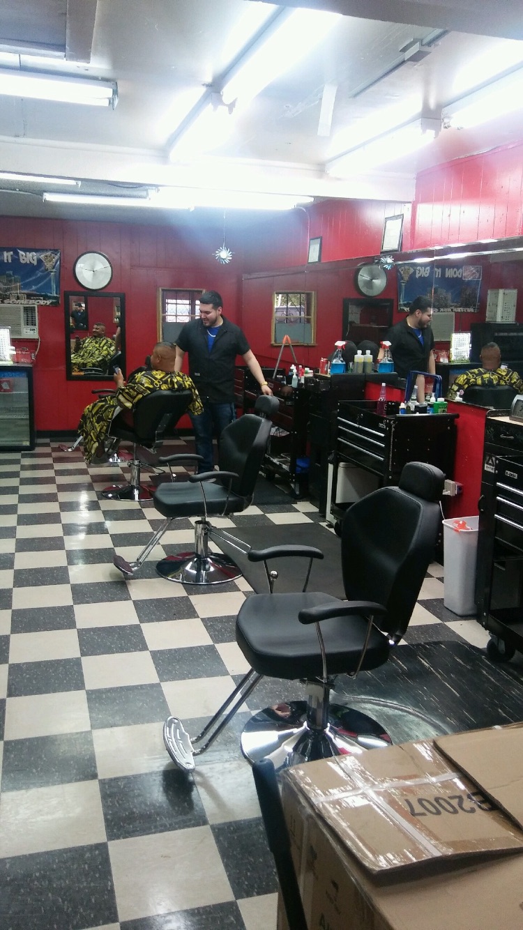 AJs Fresh Line Up Barber Shop | 2903 Commercial Ave, San Antonio, TX 78221, USA | Phone: (210) 928-7155