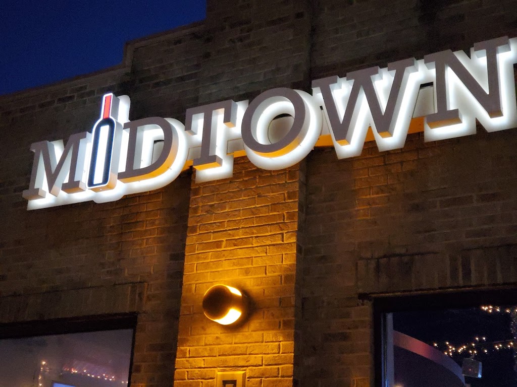 Midtown Bar & Grill | 100 S State St, Manhattan, IL 60442, USA | Phone: (779) 279-9563