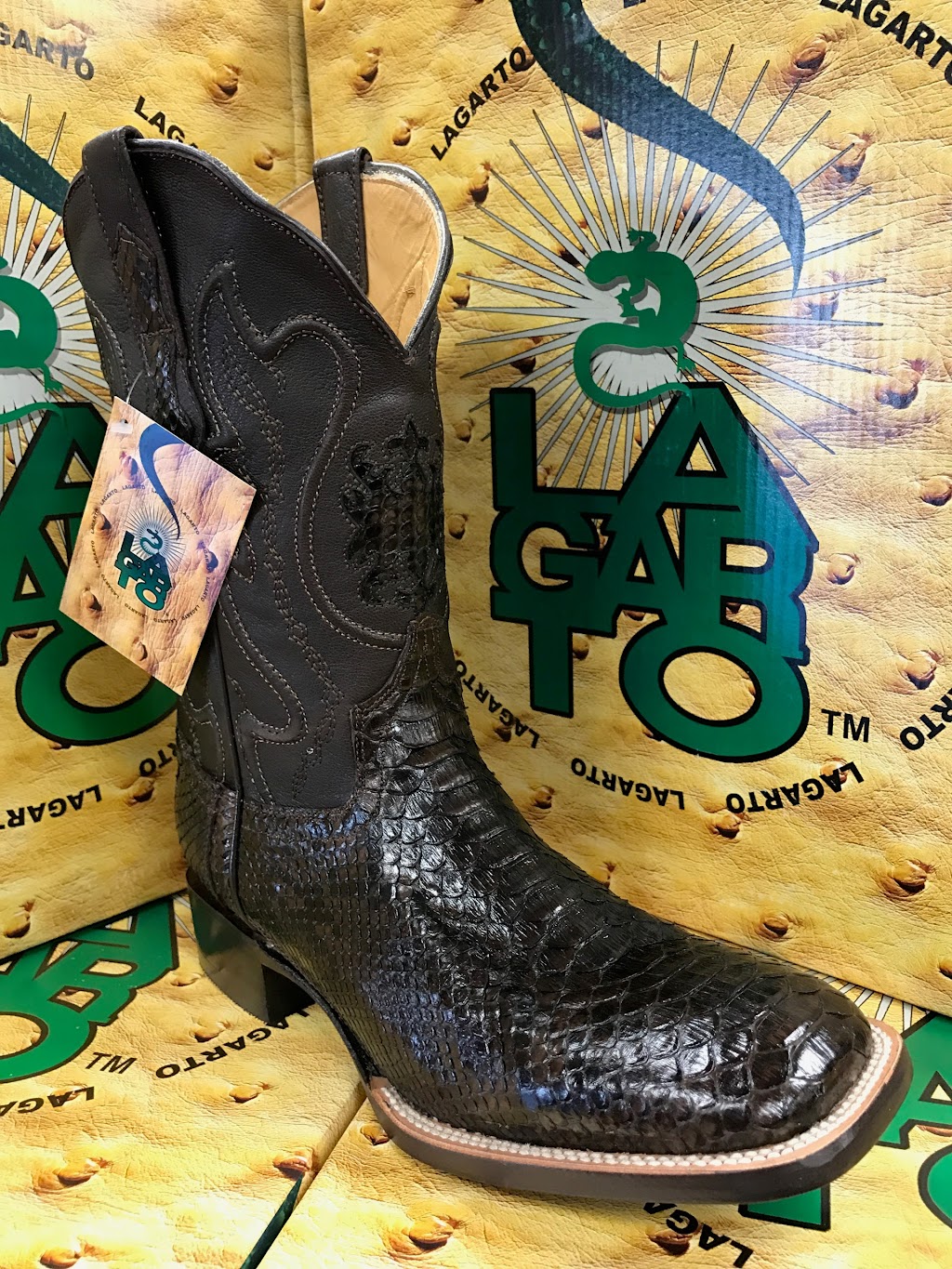 Lagarto Boots Western Wear | Attached to Shell gas station, 11911 Barker Cypress Rd, Cypress, TX 77433, USA | Phone: (281) 256-8610